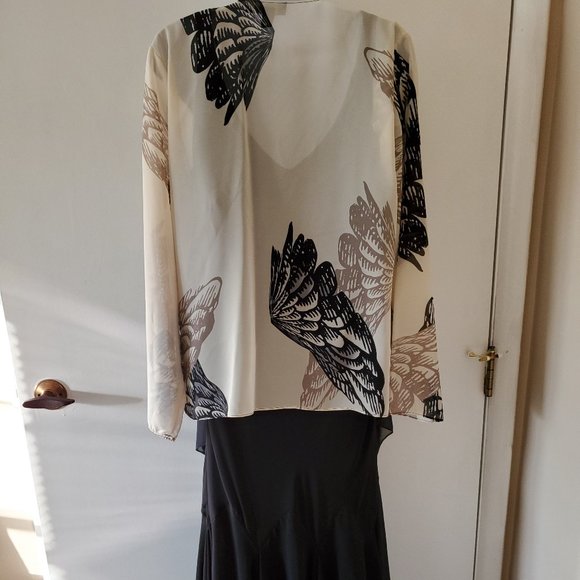 Formal dress - Picture 2 of 3